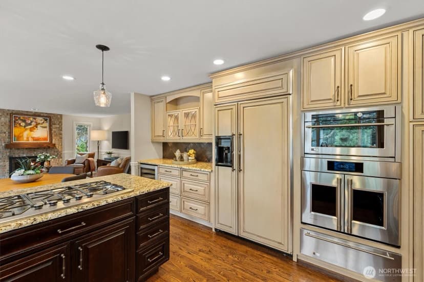 Property photo for 2524 225th Place Ne, Sammamish photo 6