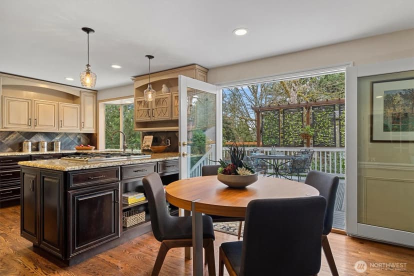 Property photo for 2524 225th Place Ne, Sammamish photo 9