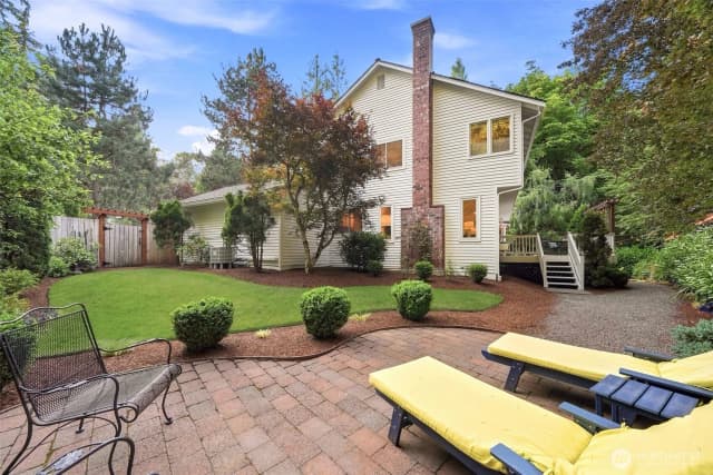 Property photo for 2524 225th Place Ne, Sammamish photo 3