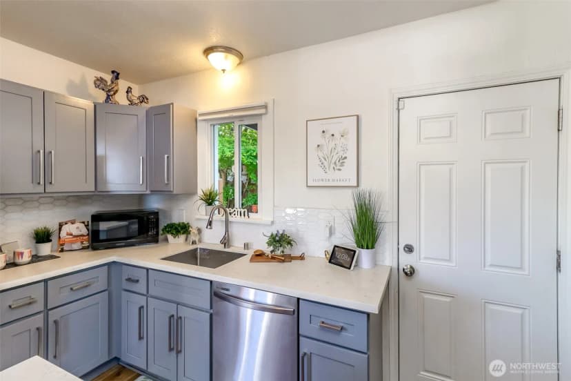Property photo for 606 S 61st Street, Tacoma photo 12