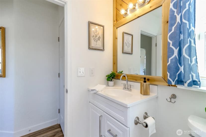 Property photo for 606 S 61st Street, Tacoma photo 18
