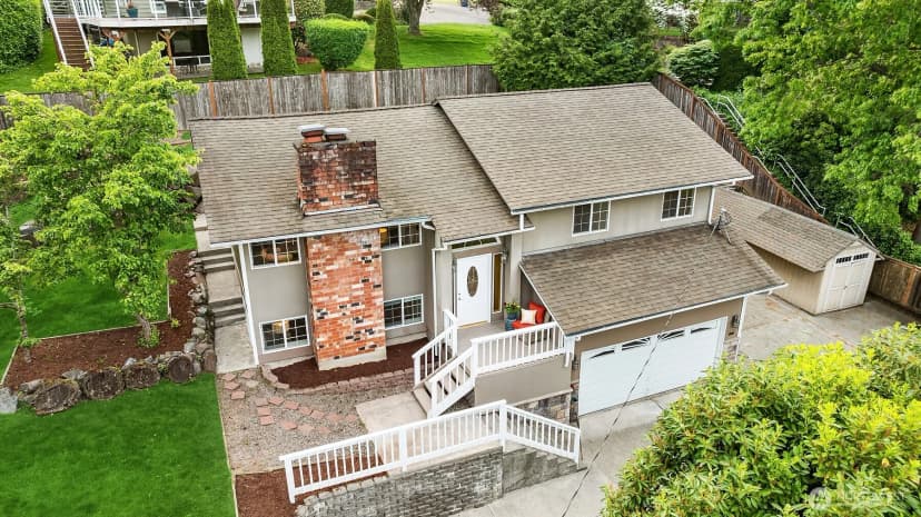 Property photo for 2805 112th Avenue Se, Bellevue photo 32