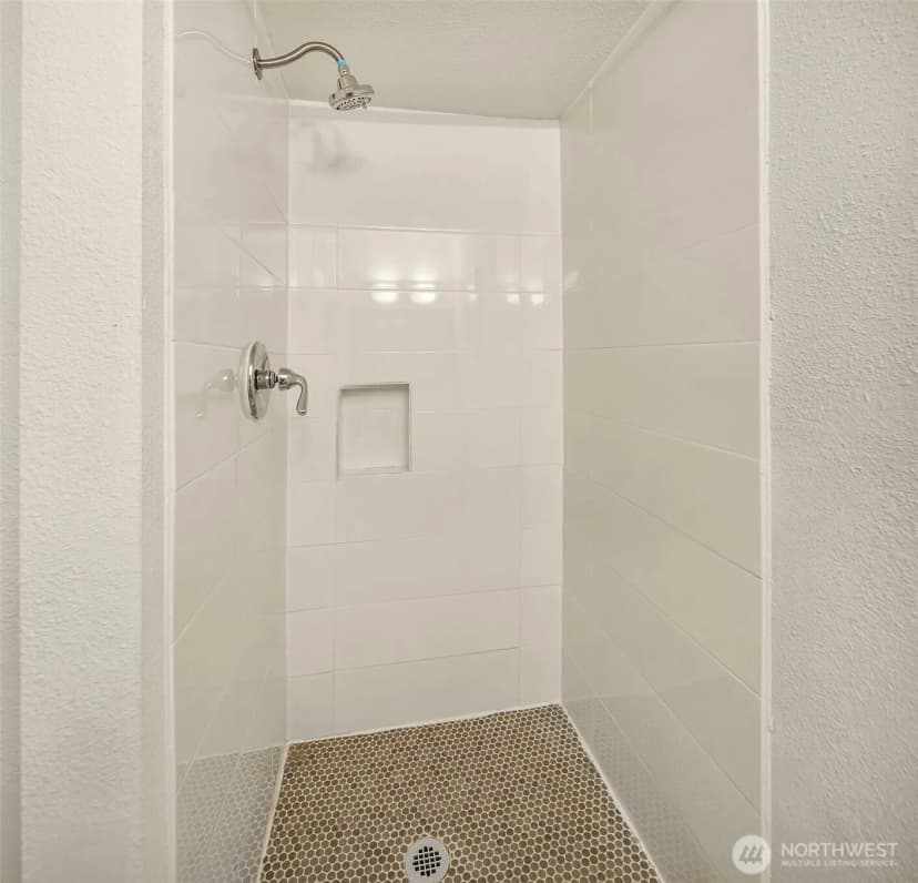 Property photo for 2805 112th Avenue Se, Bellevue photo 26