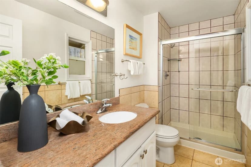Property photo for 2805 112th Avenue Se, Bellevue photo 19