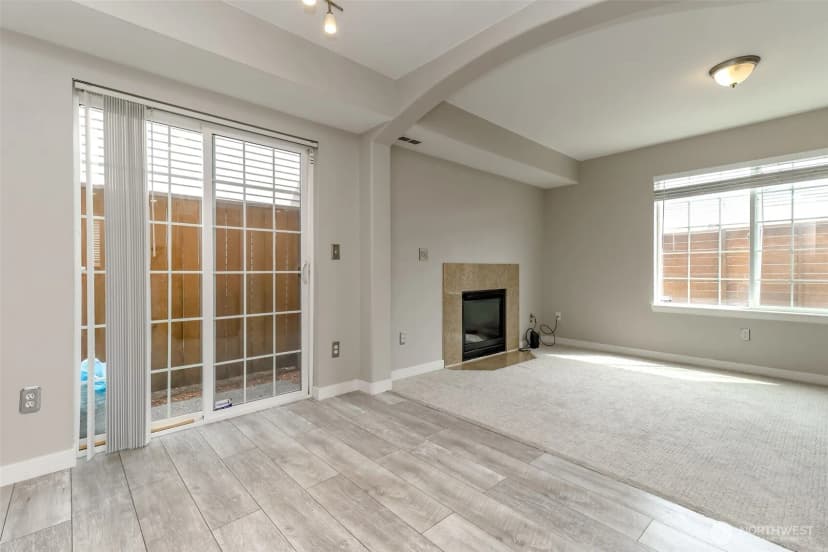 Property photo for 10426 17th Avenue Sw #10426, Seattle photo 13