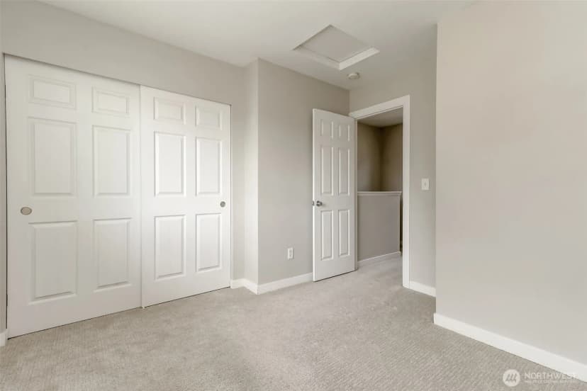 Property photo for 10426 17th Avenue Sw #10426, Seattle photo 33