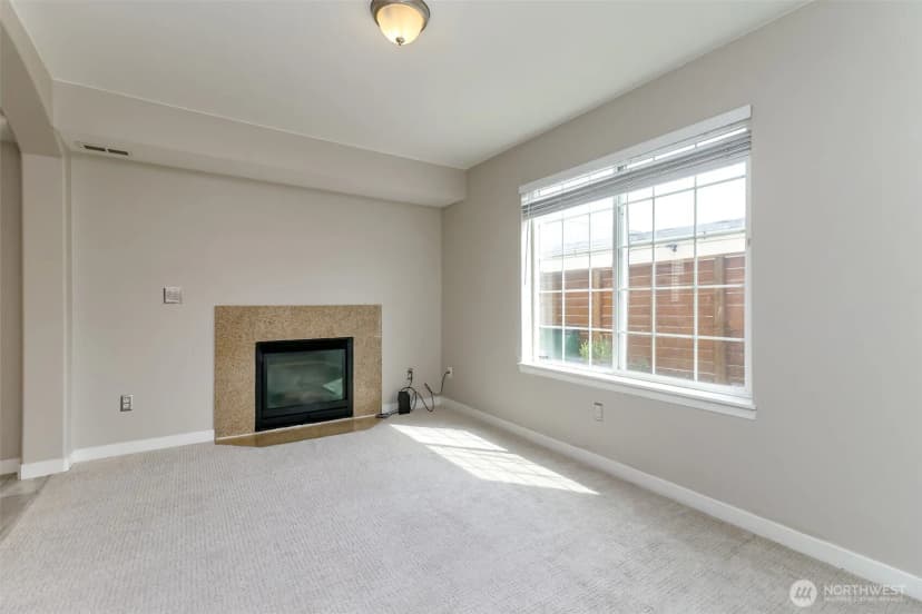 Property photo for 10426 17th Avenue Sw #10426, Seattle photo 6