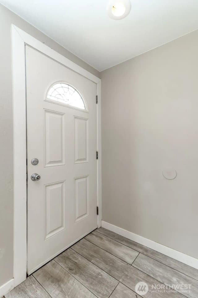 Property photo for 10426 17th Avenue Sw #10426, Seattle photo 5