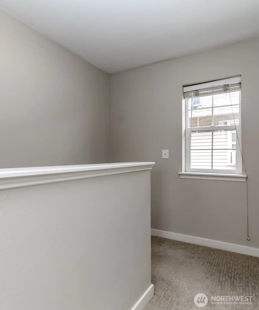 Property photo for 10426 17th Avenue Sw #10426, Seattle photo 28