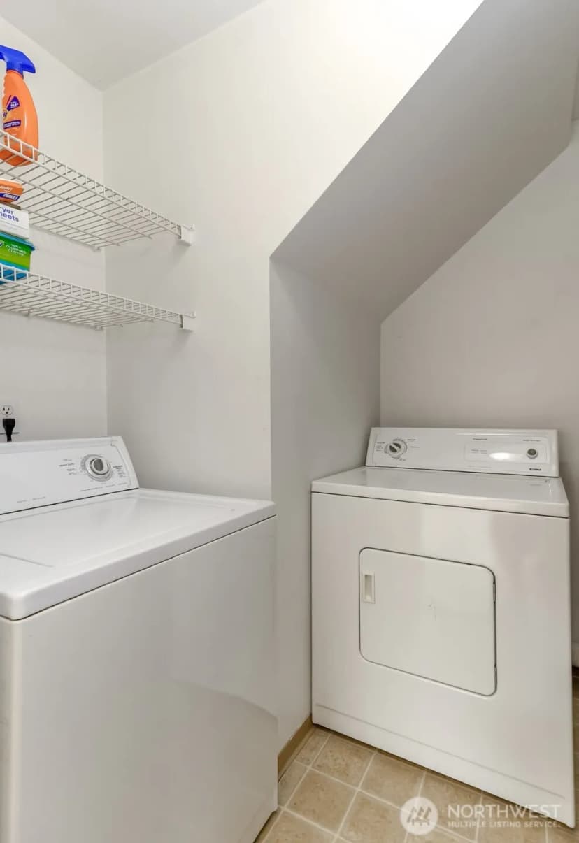 Property photo for 10426 17th Avenue Sw #10426, Seattle photo 22