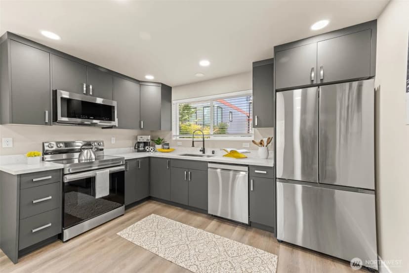 Property photo for 1411 26th Avenue, Seattle photo 13