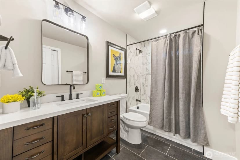 Property photo for 1411 26th Avenue, Seattle photo 15