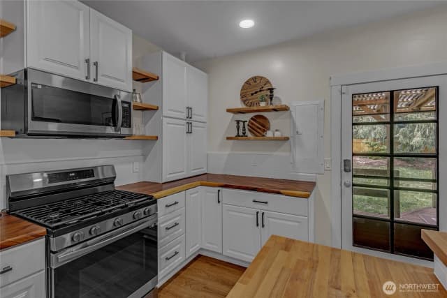Property photo for 140 Skyline Drive, Port Angeles photo 5