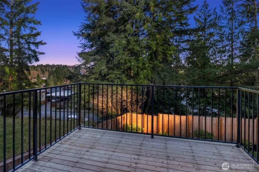 Property photo for 1023 109th Avenue Se, Bellevue photo 29