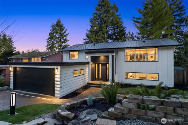 Property photo for 1023 109th Avenue Se, Bellevue