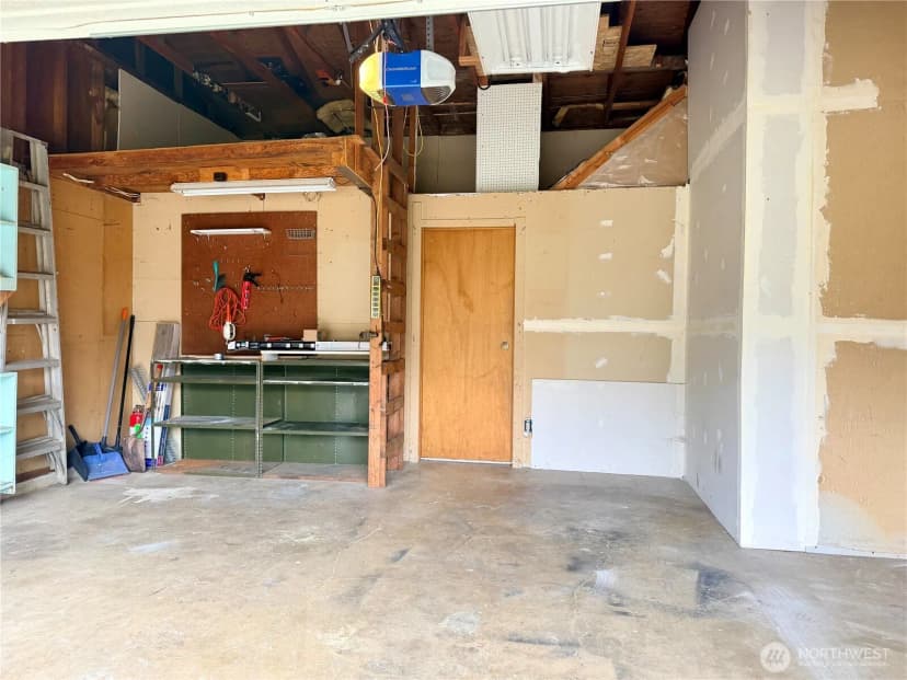 Property photo for 2420 Sw 326th Street, Federal Way photo 35