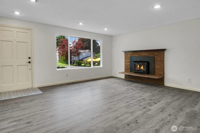 Property photo for 2420 Sw 326th Street, Federal Way photo 11