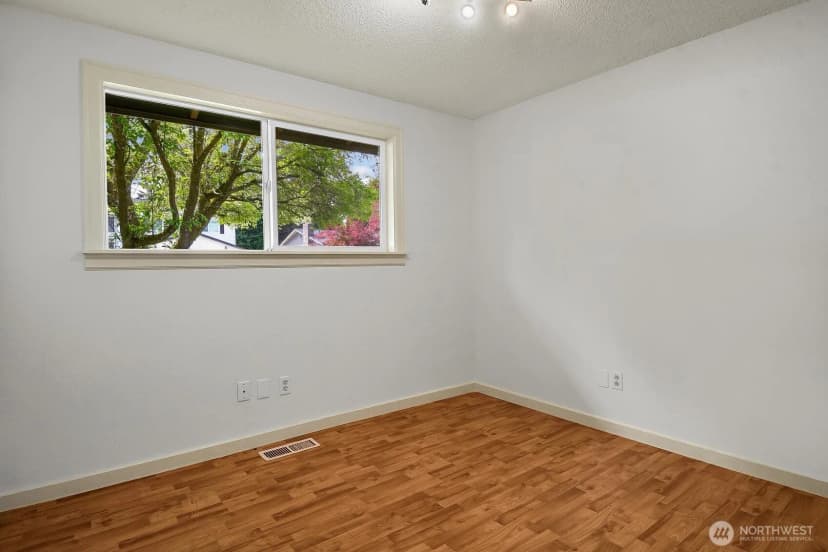 Property photo for 2420 Sw 326th Street, Federal Way photo 22