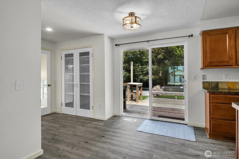 Property photo for 2420 Sw 326th Street, Federal Way photo 12