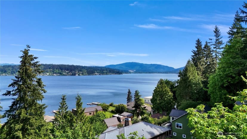 Property photo for 1120 W Lake Sammamish Parkway Se, Bellevue photo 29