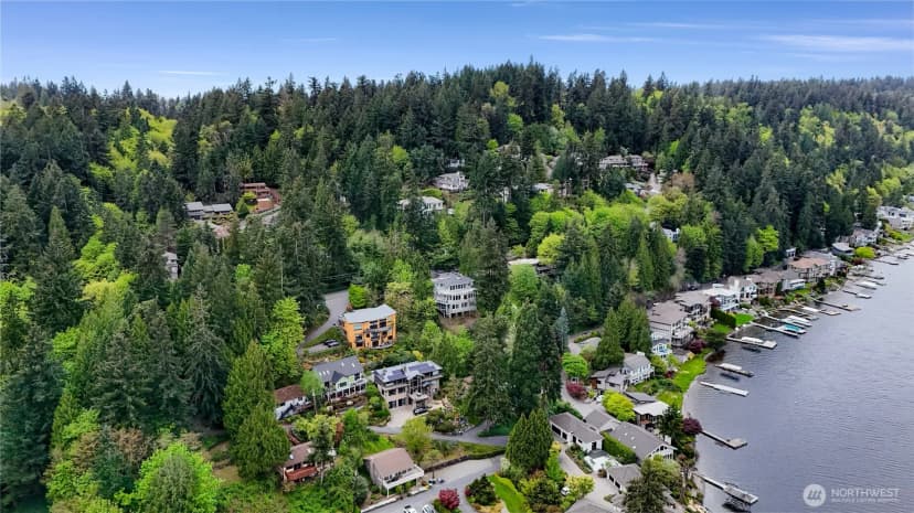 Property photo for 1120 W Lake Sammamish Parkway Se, Bellevue photo 27