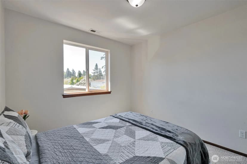 Property photo for 13112 27th Place W, Everett photo 11