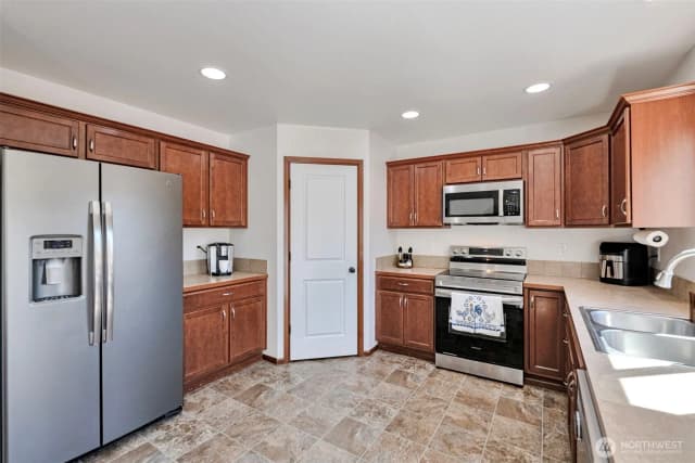 Property photo for 13112 27th Place W, Everett photo 5