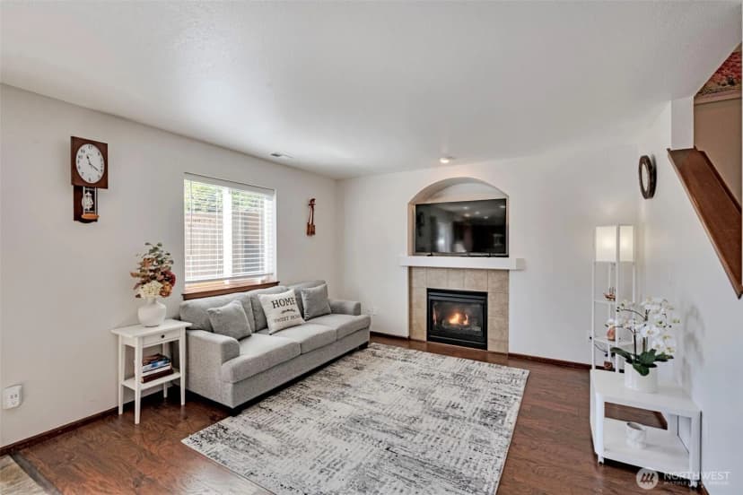 Property photo for 13112 27th Place W, Everett photo 2