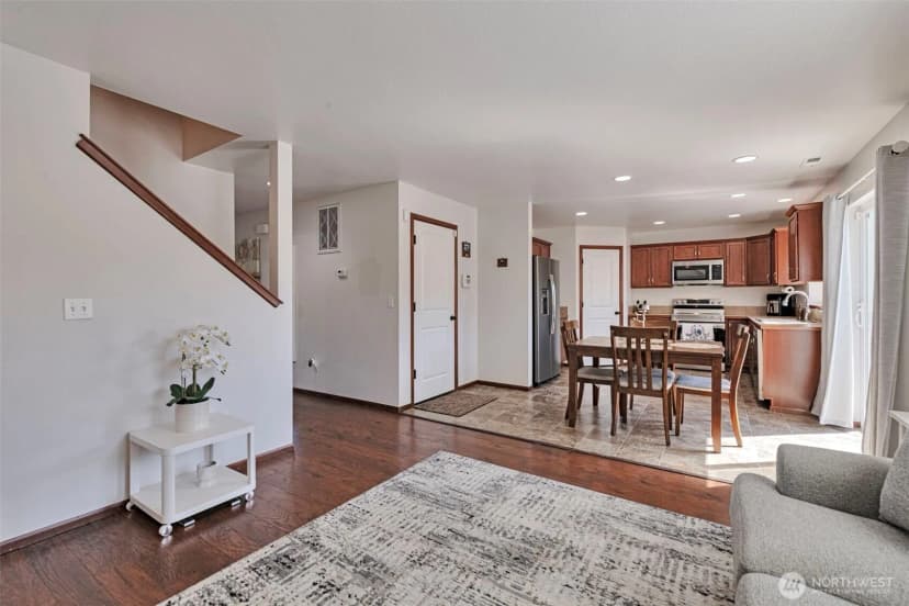 Property photo for 13112 27th Place W, Everett photo 4