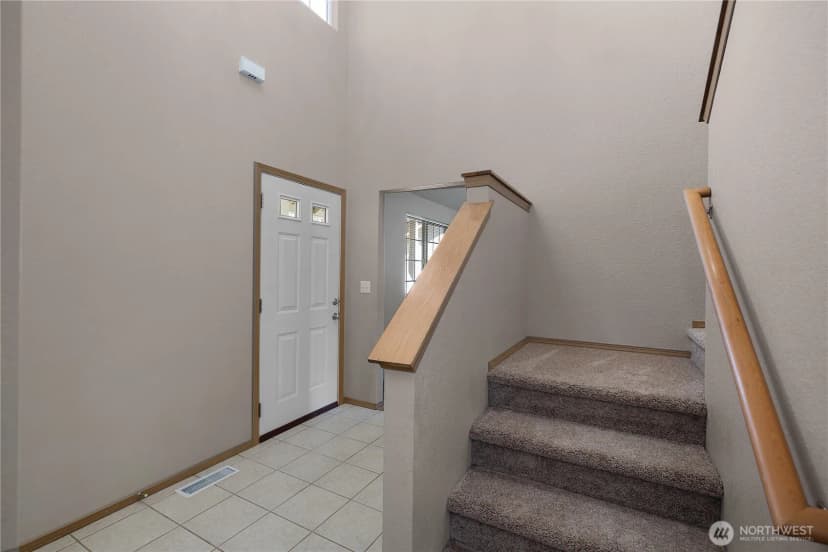 Property photo for 3608 Bittersweet Street Se, Olympia photo 12