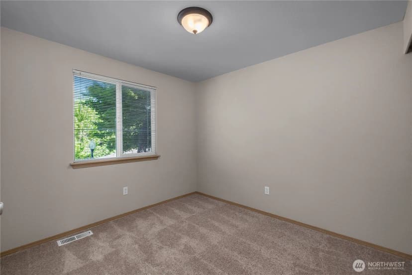 Property photo for 3608 Bittersweet Street Se, Olympia photo 19
