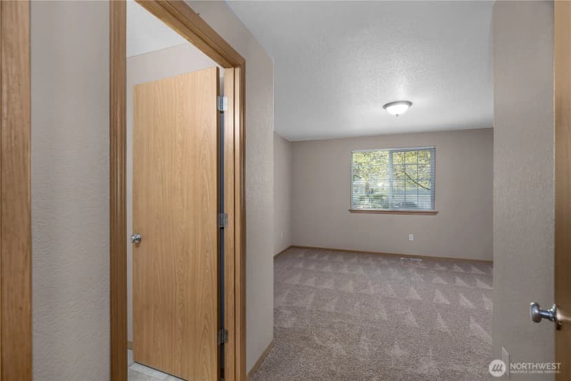 Property photo for 3608 Bittersweet Street Se, Olympia photo 15