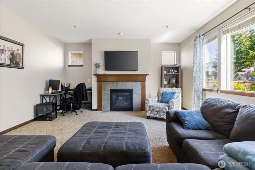 Property photo for 2837 Sw Fairway Point Drive, Oak Harbor photo 6
