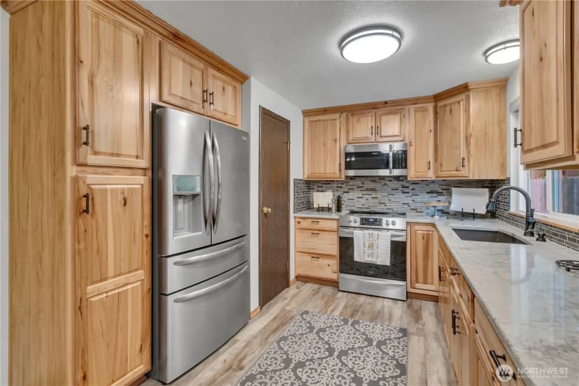 Property photo for 32544 24th Avenue Sw, Federal Way photo 12