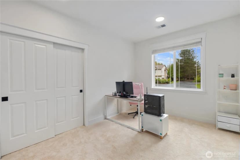 Property photo for 4491 248th Lane Se, Sammamish photo 8