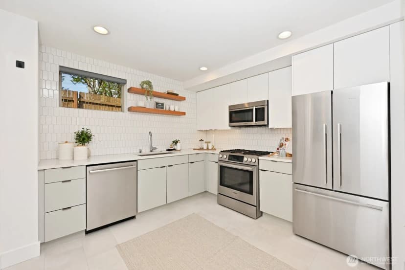 Property photo for 2108 E James Street #a, Seattle photo 6