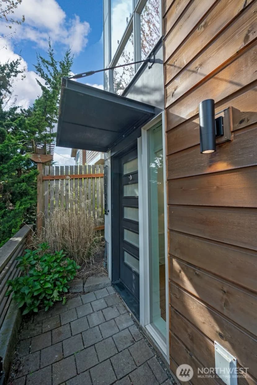 Property photo for 2108 E James Street #a, Seattle photo 2