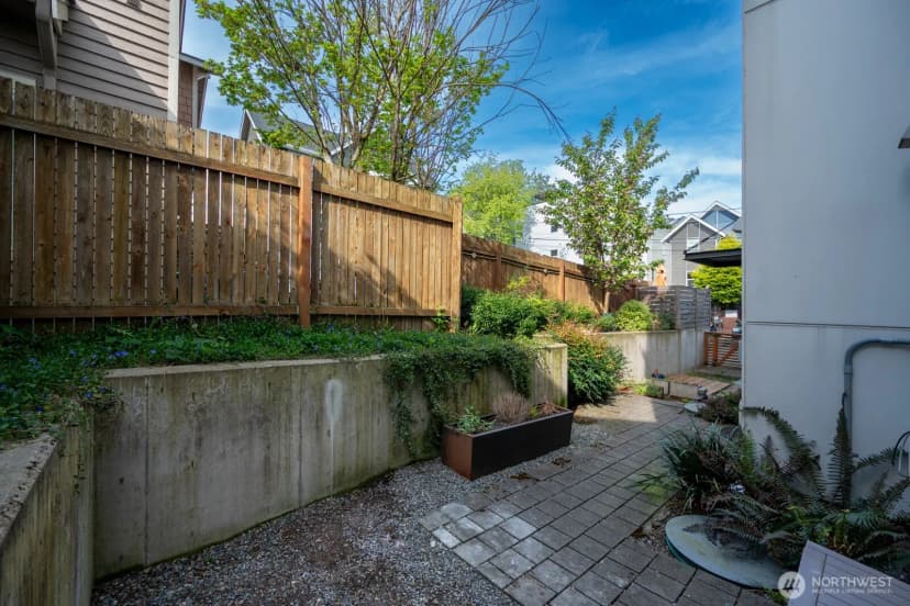 Property photo for 2108 E James Street #a, Seattle photo 28
