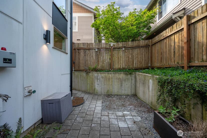 Property photo for 2108 E James Street #a, Seattle photo 29