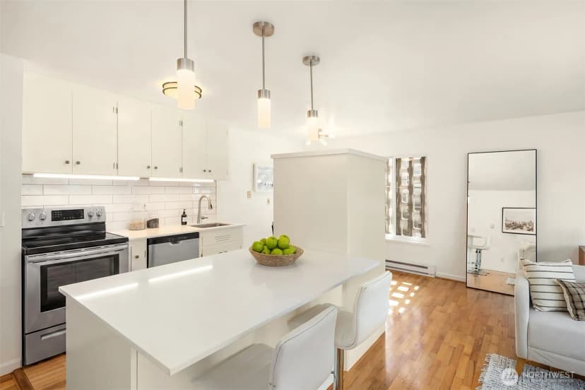 Property photo for 2524 Boyer Avenue E #446, Seattle photo 4