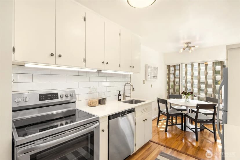 Property photo for 2524 Boyer Avenue E #446, Seattle photo 6