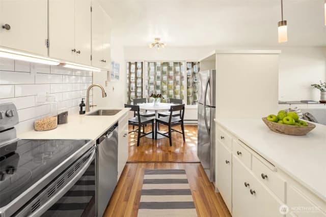 Property photo for 2524 Boyer Avenue E #446, Seattle photo 5