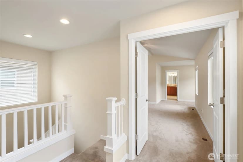 Property photo for 10248 242nd Avenue Ne, Redmond photo 16
