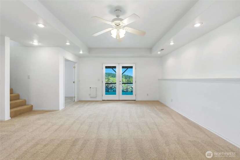 Property photo for 2198 Aurora Court, Oak Harbor photo 24