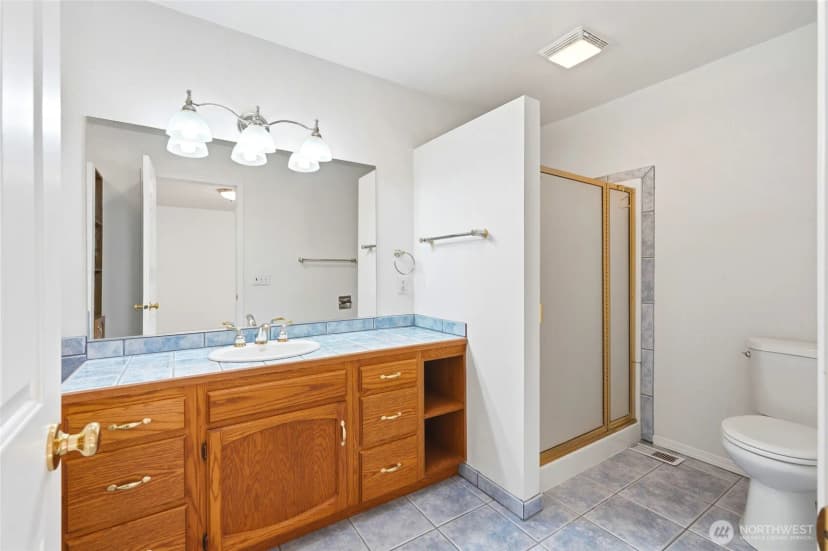 Property photo for 2198 Aurora Court, Oak Harbor photo 20