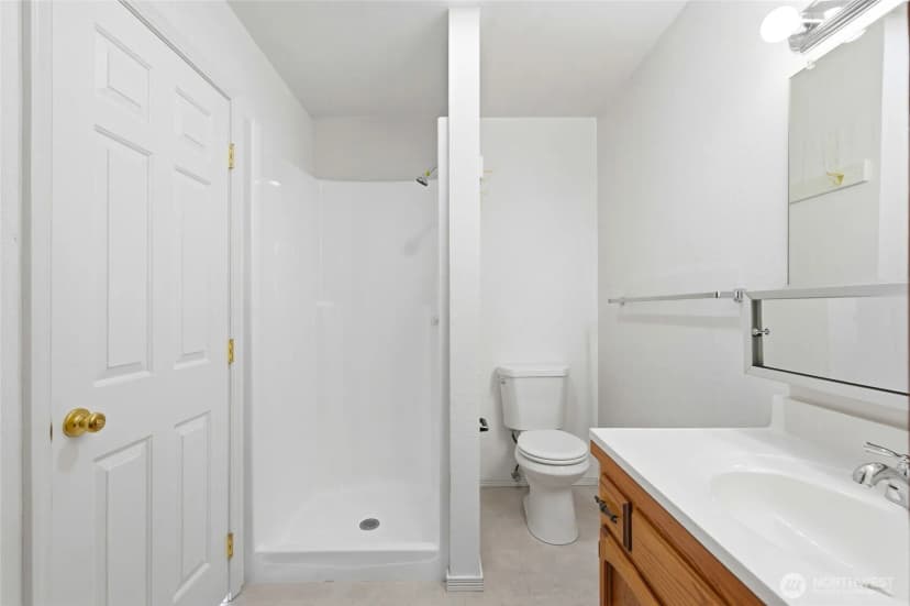 Property photo for 2198 Aurora Court, Oak Harbor photo 25