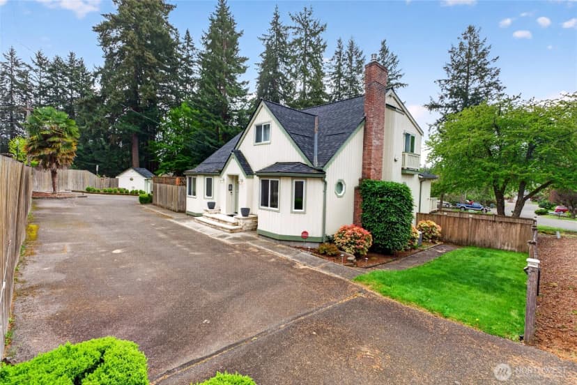 Property photo for 6201 75th Avenue Ct W, University Place photo 4