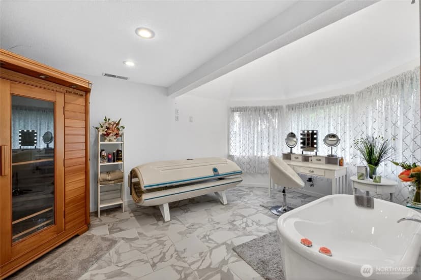 Property photo for 6201 75th Avenue Ct W, University Place photo 22