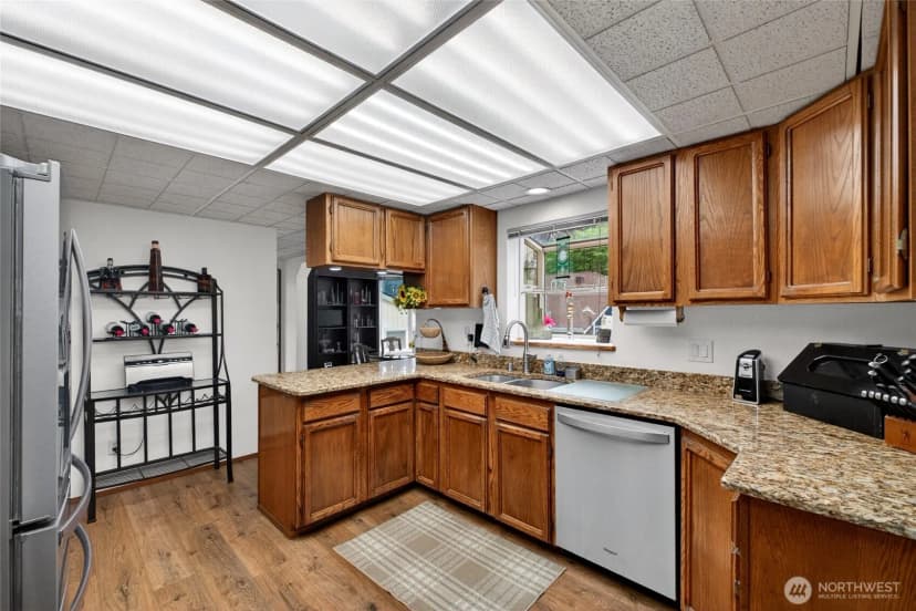 Property photo for 6201 75th Avenue Ct W, University Place photo 12