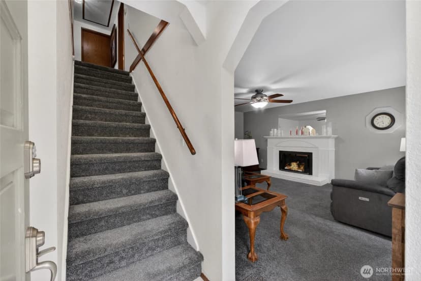 Property photo for 6201 75th Avenue Ct W, University Place photo 5